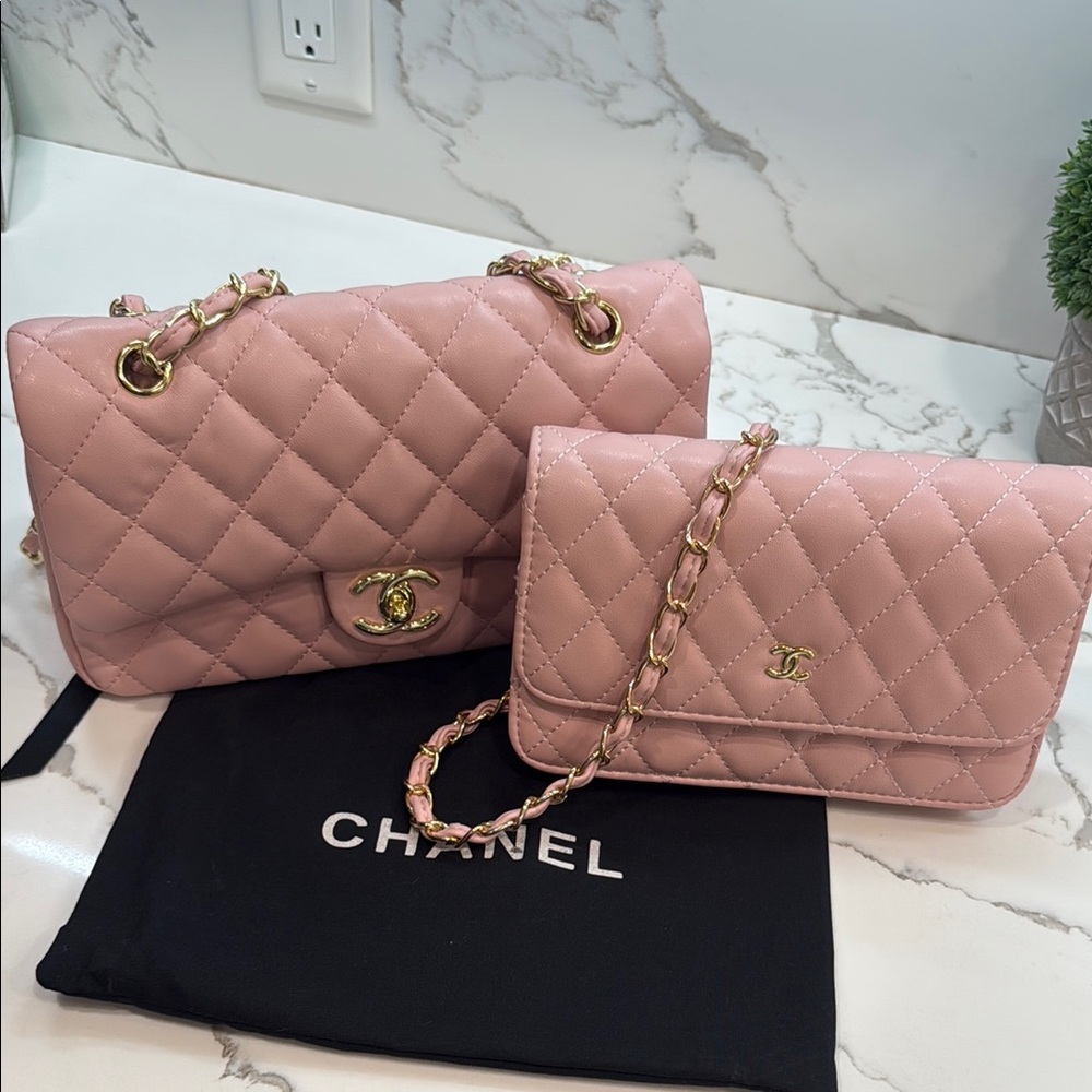 CHANEL Pink Quilted Shoulder Bag with Elegant Gold Hardware